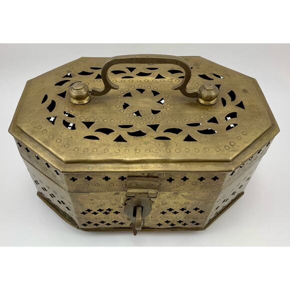 Vintage Pierced Brass Octagon Cricket Box Decor Storage - Picture 4 of 14